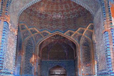 Makli UNESCO World Heritage Site, Shah Jehan Mosque & Keenjhar Lake Tour